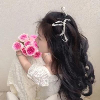 金发美人